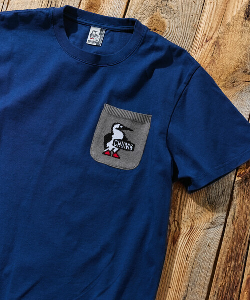 FREAK'S STORE(フリークスストア)の「限定展開 CHUMS×FREAK'S STORE チャムス 別注 ブービーバード ニットポケット クルーネック Tシャツ(Tシャツ/カットソー・メンズ・ベージュ/ブラック/ネイビー/ホワイト・X-LARGE/LARGE/MEDIUM/SMALL)」の4枚目の写真
