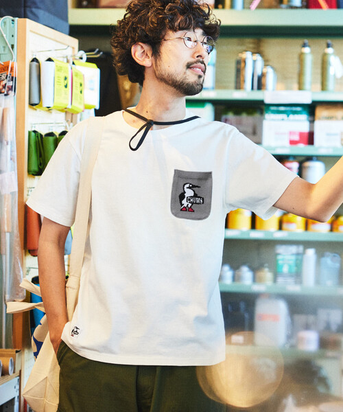 FREAK'S STORE(フリークスストア)の「限定展開 CHUMS×FREAK'S STORE チャムス 別注 ブービーバード ニットポケット クルーネック Tシャツ(Tシャツ/カットソー・メンズ・ベージュ/ブラック/ネイビー/ホワイト・X-LARGE/LARGE/MEDIUM/SMALL)」の18枚目の写真