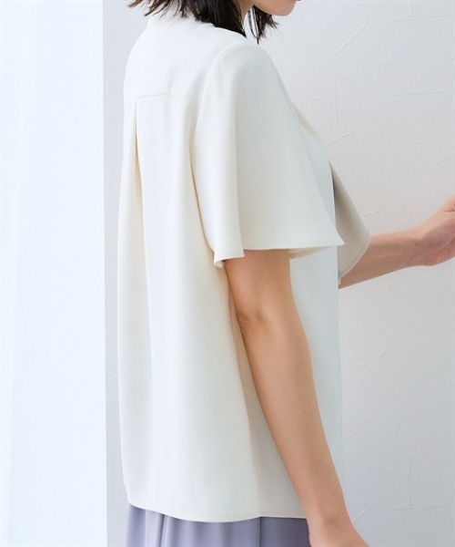 7days Life Styling(セブンデイズライフスタイリング)の「美極とろみ素材 配色フレアボウタイ半袖ブラウス(シャツ/ブラウス・レディース・チャコール/ホワイト系・3L/LL/L/M/S)」の4枚目の写真