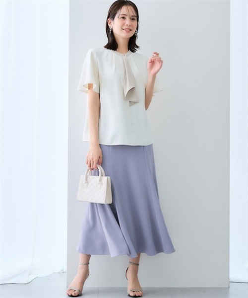 7days Life Styling(セブンデイズライフスタイリング)の「美極とろみ素材 配色フレアボウタイ半袖ブラウス(シャツ/ブラウス・レディース・チャコール/ホワイト系・3L/LL/L/M/S)」の11枚目の写真
