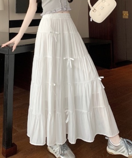 LUCPY（ラクピー）の「リボンティアードフレアロングスカート（スカート・レディース・ホワイト/ブラック・MEDIUM/SMALL/X-LARGE/LARGE）」の5枚目の写真