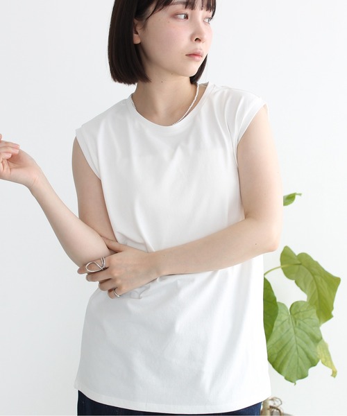 Meli rich（メリーリッチ）の「【接触冷感・吸水速乾・UVカット】プレーティング天竺ベーシックノースリプルオーバー（Tシャツ/カットソー・レディース・ブラック/ブラウン/イエロー/ブルー/オフホワイト・FREE）」の9枚目の写真
