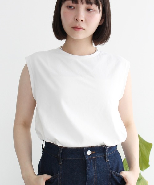 Meli rich（メリーリッチ）の「【接触冷感・吸水速乾・UVカット】プレーティング天竺ベーシックノースリプルオーバー（Tシャツ/カットソー・レディース・ブラック/ブラウン/イエロー/ブルー/オフホワイト・FREE）」の10枚目の写真