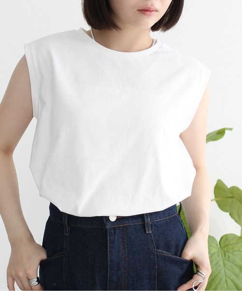 Meli rich（メリーリッチ）の「【接触冷感・吸水速乾・UVカット】プレーティング天竺ベーシックノースリプルオーバー（Tシャツ/カットソー・レディース・ブラック/ブラウン/イエロー/ブルー/オフホワイト・FREE）」の13枚目の写真