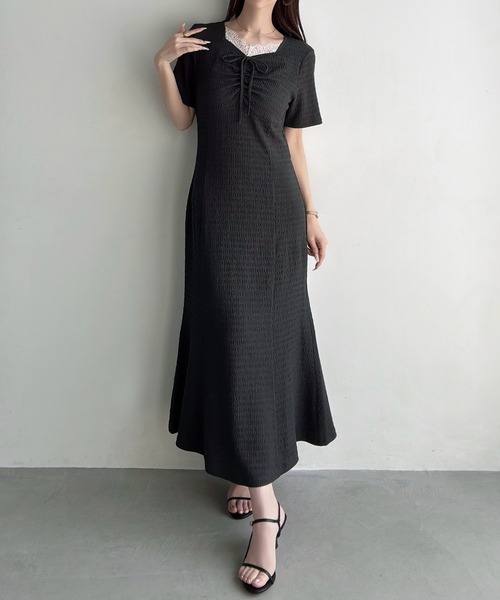 Meiru(メイル)の「ストレッチジャガードフロントレースギャザーワンピース(ワンピース・レディース・ブラック/チャコール/ネイビー・LARGE/MEDIUM/SMALL)」の8枚目の写真