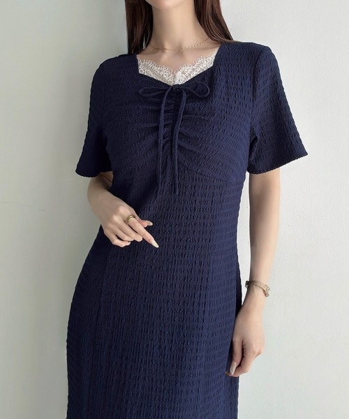 Meiru(メイル)の「ストレッチジャガードフロントレースギャザーワンピース(ワンピース・レディース・ブラック/チャコール/ネイビー・LARGE/MEDIUM/SMALL)」の10枚目の写真