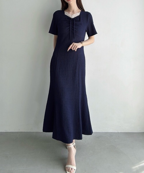 Meiru(メイル)の「ストレッチジャガードフロントレースギャザーワンピース(ワンピース・レディース・ブラック/チャコール/ネイビー・LARGE/MEDIUM/SMALL)」の11枚目の写真