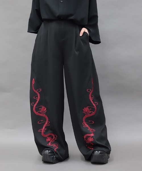 蛇×蓮刺繍ワイドパンツ（その他パンツ）｜REZEN（リゼン）の