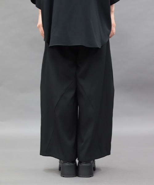 REZEN(リゼン)の「蛇×蓮刺繍ワイドパンツ(その他パンツ・メンズ・ターコイズブルー/ローズ/ライトグレー・MEDIUM/LARGE/SMALL)」の5枚目の写真