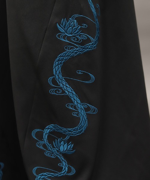 REZEN(リゼン)の「蛇×蓮刺繍ワイドパンツ(その他パンツ・メンズ・ターコイズブルー/ローズ/ライトグレー・MEDIUM/LARGE/SMALL)」の7枚目の写真