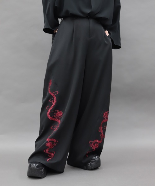 REZEN(リゼン)の「蛇×蓮刺繍ワイドパンツ(その他パンツ・メンズ・ターコイズブルー/ローズ/ライトグレー・MEDIUM/LARGE/SMALL)」の8枚目の写真