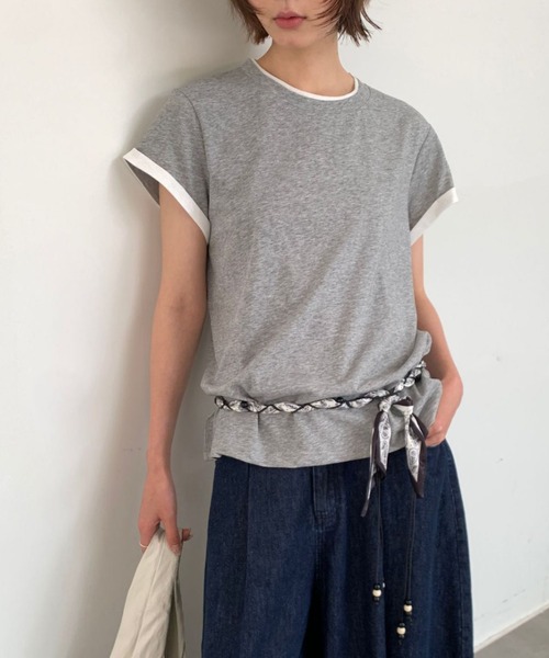 CHUN CHUN NOTES(チュンチュンノーツ)の「26SS/配色ロールスリーブフレンチTシャツ(Tシャツ/カットソー・レディース・ホワイト/ベージュ/ライトグレー・F)」の2枚目の写真