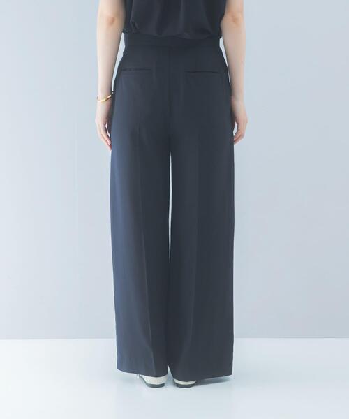 URBAN RESEARCH ROSSO WOMEN（アーバンリサーチ　ロッソ）の「クールタッチ 防シワ ストレートパンツ（その他パンツ・レディース・ブルー系その他/ベージュ系その他・38/36）」の17枚目の写真