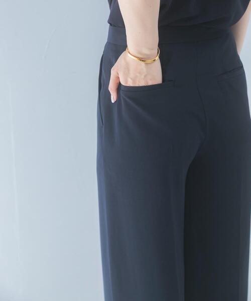 URBAN RESEARCH ROSSO WOMEN（アーバンリサーチ　ロッソ）の「クールタッチ 防シワ ストレートパンツ（その他パンツ・レディース・ブルー系その他/ベージュ系その他・38/36）」の19枚目の写真