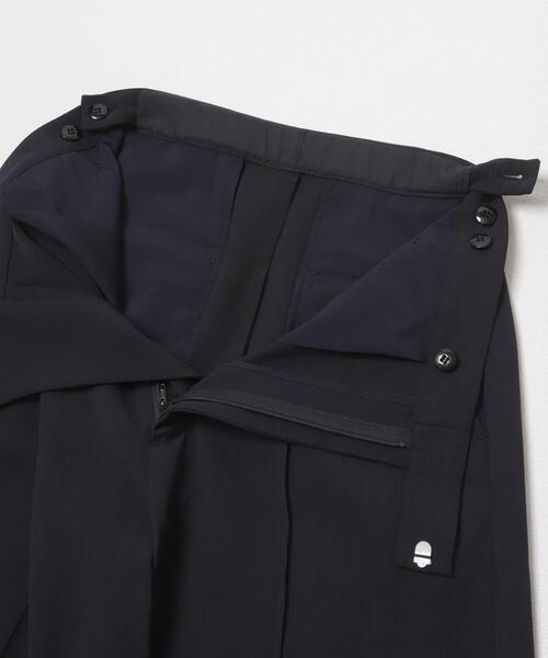 URBAN RESEARCH ROSSO WOMEN（アーバンリサーチ　ロッソ）の「クールタッチ 防シワ ストレートパンツ（その他パンツ・レディース・ブルー系その他/ベージュ系その他・38/36）」の22枚目の写真