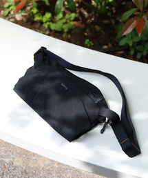 VERMEIL par iena | 《追加》Bellroy ベルロイ Lite Sling BLLA-BLK-234(ショルダーバッグ)