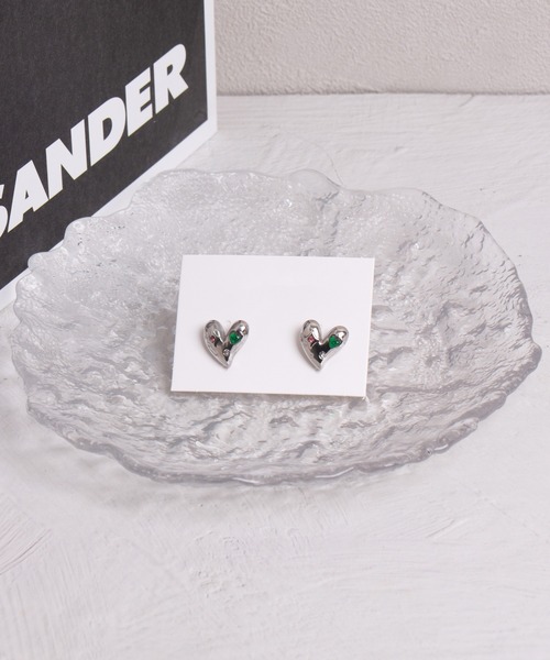 Peony(ピオニー)の「【Peony/ピオニー】カラフルビジューハートピアス【アレルギー対応】(ピアス(両耳用)・レディース・ゴールド/シルバー・FREE)」の4枚目の写真