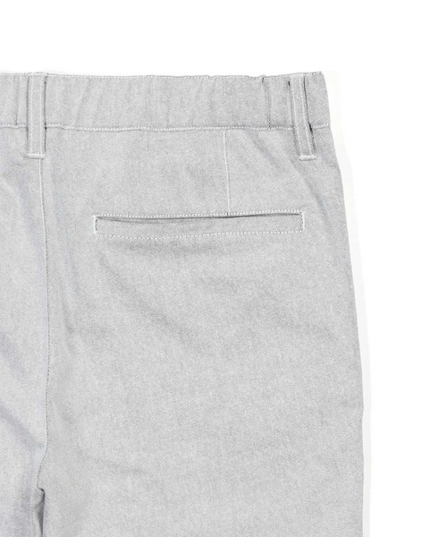 The DUFFER of ST.GEORGE(ザダファーオブセントジョージ)の「BLACK YARN WHITE SLACKS:スリムテーパード ホワイトパンツ(スラックス・メンズ・ホワイト・X-LARGE/LARGE/MEDIUM/SMALL)」の9枚目の写真