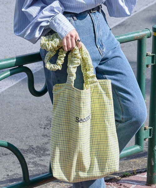 BONLECILL Marche(ボンルシールマルシェ)の「【BONLECILL Marche】ギャザーハンドルチェック柄トートバッグ(トートバッグ・レディース・ブラック/ブルー/イエロー/ベージュ・FREE)」の22枚目の写真