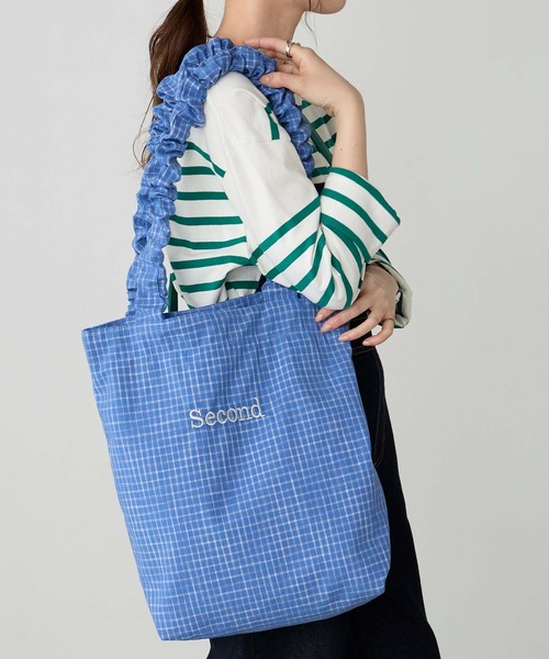 BONLECILL Marche(ボンルシールマルシェ)の「【BONLECILL Marche】ギャザーハンドルチェック柄トートバッグ(トートバッグ・レディース・ブラック/ブルー/イエロー/ベージュ・FREE)」の16枚目の写真