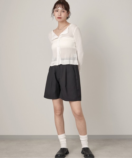 OFROOM(オフルーム)の「Tuck Half Pants|タックハーフパンツ(その他パンツ・レディース・ブラック/グレー/ベージュ・SMALL/MEDIUM/LARGE)」の7枚目の写真