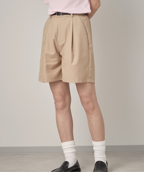 OFROOM(オフルーム)の「Tuck Half Pants|タックハーフパンツ(その他パンツ・レディース・ブラック/グレー/ベージュ・SMALL/MEDIUM/LARGE)」の14枚目の写真