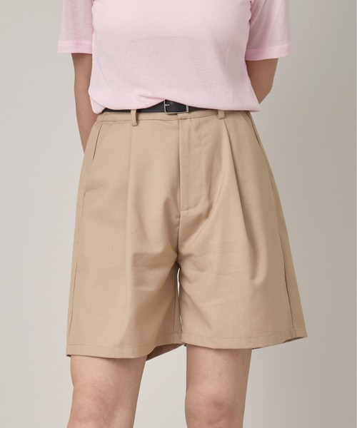OFROOM(オフルーム)の「Tuck Half Pants|タックハーフパンツ(その他パンツ・レディース・ブラック/グレー/ベージュ・SMALL/MEDIUM/LARGE)」の22枚目の写真