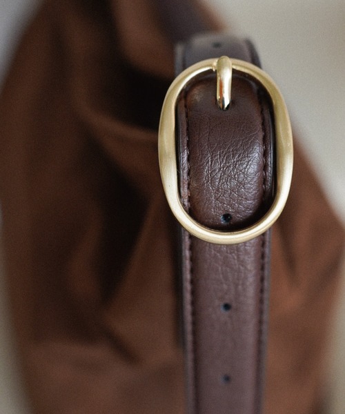 WYM LIDNM(ウィム バイ リドム)の「FAUX SUEDE SHOULDER BAG(ショルダーバッグ・メンズ・ブラウン/ブラック・FREE)」の4枚目の写真