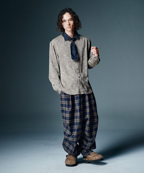 glamb(グラム)の「Studs Line Shirt II / スタッズラインシャツII(シャツ/ブラウス・メンズ・アイボリー/カーキ/ワイン・S/M/L)」の15枚目の写真