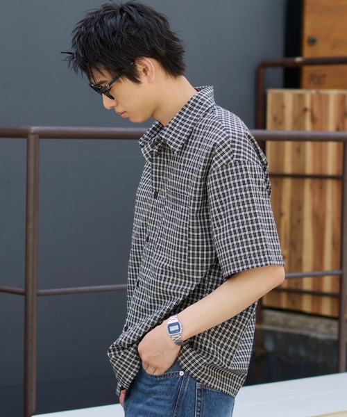 WEGO(ウィゴー)の「WEGO/クロップドSSマイクロチェックシャツ(シャツ/ブラウス・メンズ・ブラック系その他2/ブルー系その他2・LARGE/MEDIUM)」の15枚目の写真