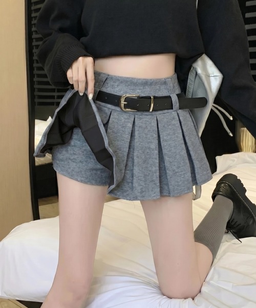 yuue' ( wear )(ユーイ)の「ベルト付きボックスプリーツミニスカート インナーパンツ付き(スカート・レディース・ブラック/グレー・M/L)」の5枚目の写真