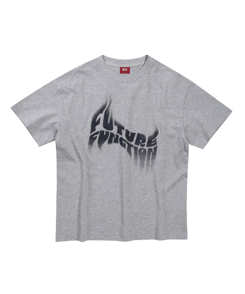 DESIRED(デシレッド)の「レタリンググラフィック半袖Tシャツ-FBSK5802D0B(Tシャツ/カットソー・メンズ・チャコールグレー・MEDIUM/LARGE/X-LARGE)」の2枚目の写真