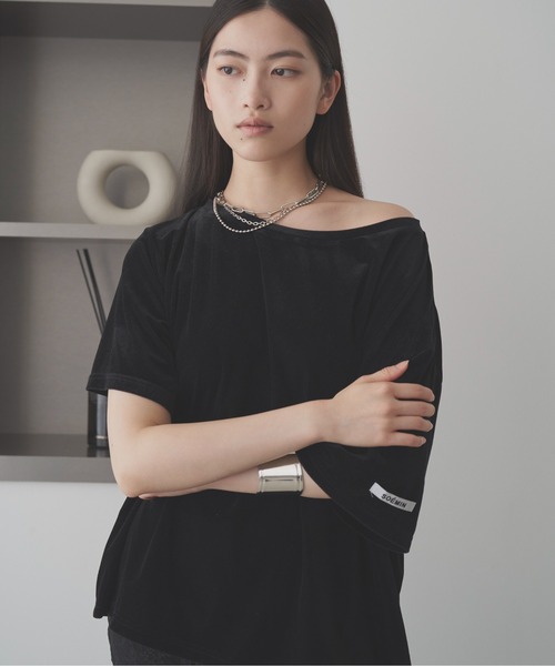 SOEMIN(ソミン)の「Sheer velour loose T-shirt/シアーベロアルーズ半袖Tシャツ(Tシャツ/カットソー・レディース・ホワイト/ブラック/ピンク・FREE)」の2枚目の写真