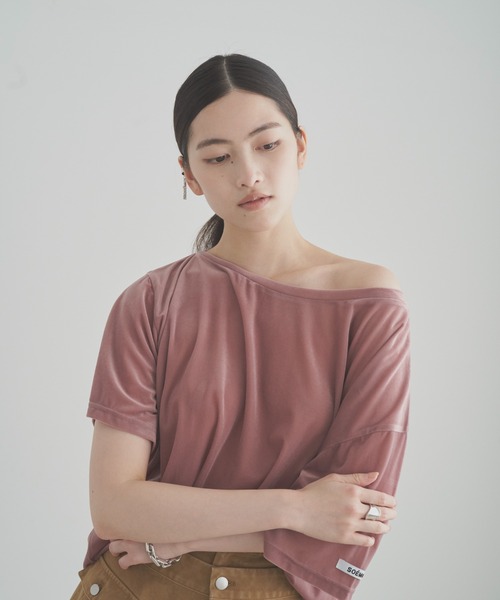 SOEMIN(ソミン)の「Sheer velour loose T-shirt/シアーベロアルーズ半袖Tシャツ(Tシャツ/カットソー・レディース・ホワイト/ブラック/ピンク・FREE)」の11枚目の写真