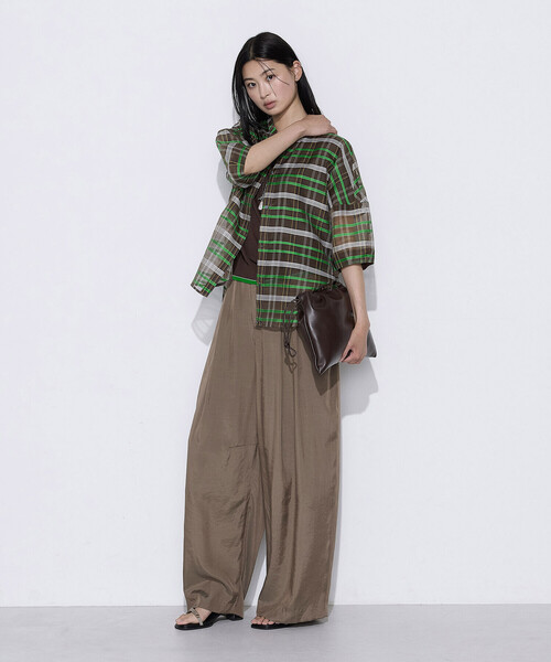 K.T KIYOKO TAKASE(キヨコタカセ)の「【セットアップ対応】シルクシアーチェック 2WAYシャツ羽織り(シャツ/ブラウス・レディース・ブラウン系その他/ブルー系その他・9号/7号)」の7枚目の写真