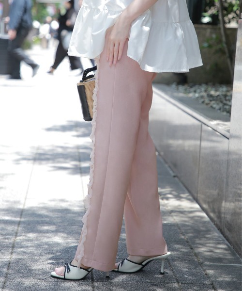 Fit more（フィットモア）の「チュールフリルストレートパンツ（その他パンツ・レディース・ホワイト/ブラック/ピンク・PS/S/M）」の7枚目の写真