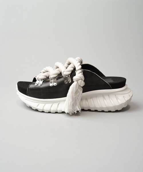 MAISON SPECIAL(メゾンスペシャル)の「《UNISEX》【SPECIAL SHOES FACTORY COLLABORATION】Dog Ear Lace-up Platform Sandals/ドッグイヤーシューレースプラットフォームサンダル【MAISON SPECIAL/メゾンスペシャル】(サンダル・メンズ・ブラック/シルバー/ダークブラック・28.5/27.5/26.5/25.5)」の10枚目の写真