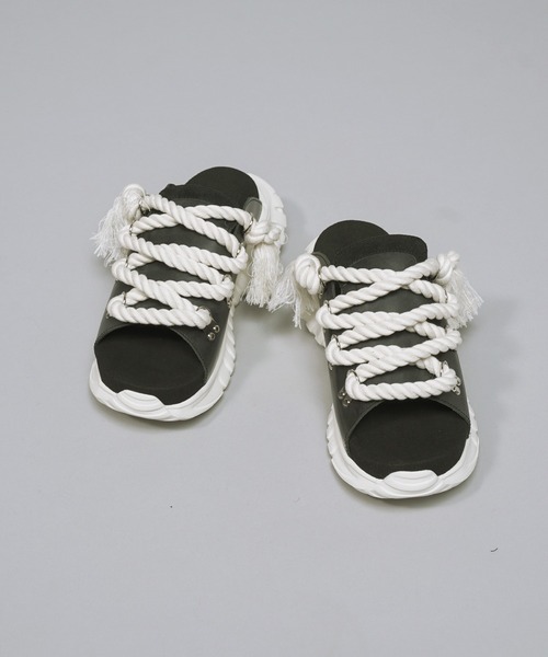 MAISON SPECIAL(メゾンスペシャル)の「《UNISEX》【SPECIAL SHOES FACTORY COLLABORATION】Dog Ear Lace-up Platform Sandals/ドッグイヤーシューレースプラットフォームサンダル【MAISON SPECIAL/メゾンスペシャル】(サンダル・メンズ・ブラック/シルバー/ダークブラック・28.5/27.5/26.5/25.5)」の17枚目の写真