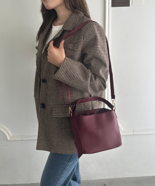 CLEA（クレア）の「2WAY巾着ショルダーハンドバッグ（ショルダーバッグ・レディース・ワインレッド/ホワイト/ブラック/ブラウン/ダークブラウン・FREE）」の15枚目の写真