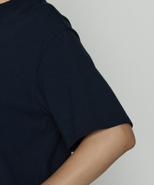 COMME CA Wardrobe(コムサワードローブ)の「〔 +サイズ 〕ヴィンテージ天竺 Tシャツ(Tシャツ/カットソー・レディース・ホワイト/ネイビー・13号)」の9枚目の写真