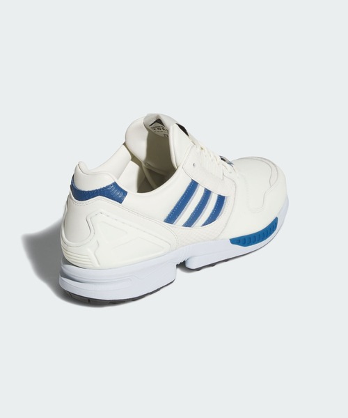 adidas(アディダス)の「オリジナルス ZX 8000 スパイクレス ゴルフ / ZX 8000 SPIKELESS GOLF【adidas Golf/アディダスゴルフ】(スニーカー・メンズ・ホワイト×ブルー・22.5cm/23.5cm/24.5cm/25.5cm/26.5cm/27.5cm/28.5cm/23.0cm/24.0cm/25.0cm/26.0cm/27.0cm/28.0cm/29.0cm)」の3枚目の写真