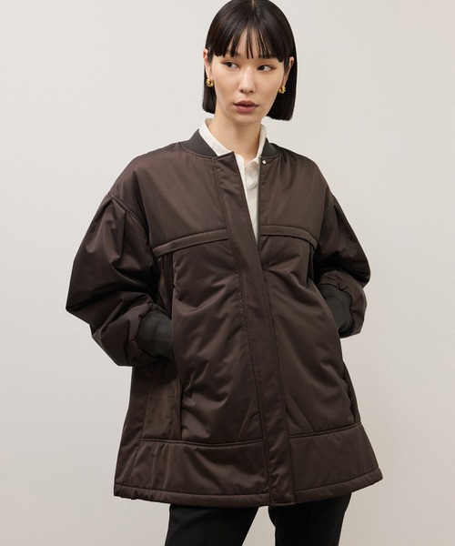 ADAM ET ROPE'(アダムエロペ)の「【WEB限定】・【定番】パフスリーブMA1(MA-1・レディース・ブラック/ダークブラウン/ブラウン・FREE)」の4枚目の写真