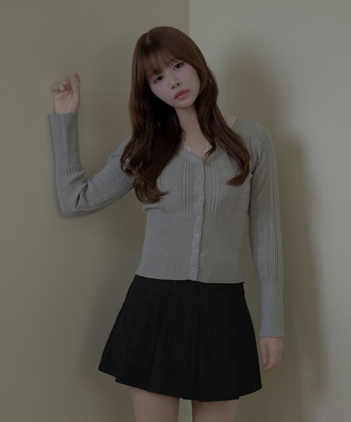 M DOLLY(エムドリー)の「Lace collar tina knit tops / レースカラー ティナニットトップス(ニット/セーター・レディース・アイボリー/グレー・FREE)」の1枚目の写真