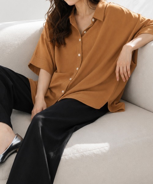 Miniministore(ミニミニストア)の「ドルマンスリーブブラウススキッパーシャツ(シャツ/ブラウス・レディース・ブラック/ホワイト/ネイビー/キャメル/カーキ/ベージュ/グレー・FREE)」の14枚目の写真