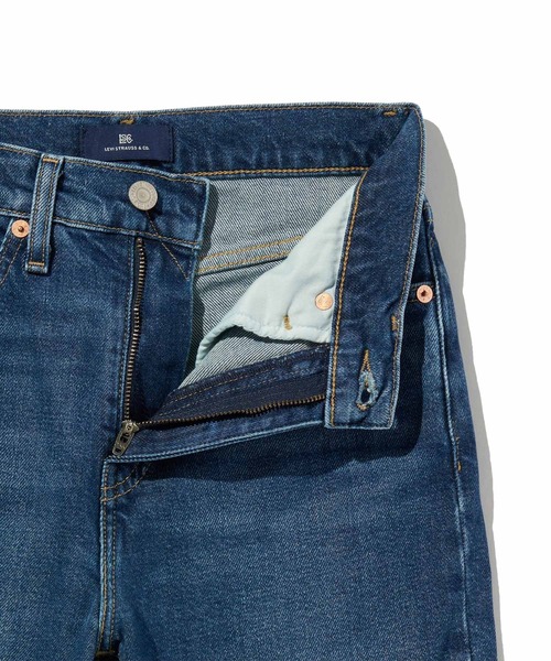 Levi's(リーバイス)の「Levi's/リーバイス BLUETAB(TM) ハイライズ スリムジーンズ ミディアムインディゴ(デニムパンツ・レディース・ブルー・28inch/27inch/26inch/25inch/24inch/23inch)」の9枚目の写真