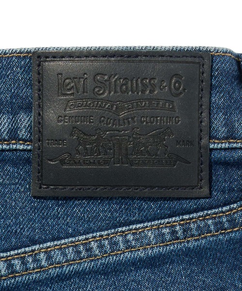 Levi's(リーバイス)の「Levi's/リーバイス BLUETAB(TM) ハイライズ スリムジーンズ ミディアムインディゴ(デニムパンツ・レディース・ブルー・28inch/27inch/26inch/25inch/24inch/23inch)」の13枚目の写真