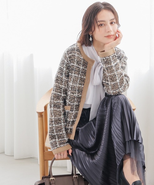 GLACIER lusso(グラシアルッソ)の「ツイード風クルーカーデ(カーディガン/ボレロ・レディース・アイボリー/ブラック系1/ベージュ系1/ブルー系1・L/LL/M/S)」の22枚目の写真