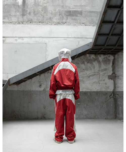 ROARINGRAD(ロアリングラド)の「26パネルトラックパンツレッド(スウェットパンツ・レディース・その他・MEDIUM/LARGE)」の9枚目の写真