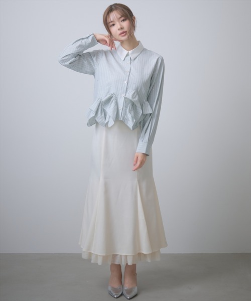 AND COUTURE(アンドクチュール)の「デザインヘムビジューストライプブラウス(シャツ/ブラウス・レディース・ブルー/グリーン/ホワイト・FREE)」の15枚目の写真