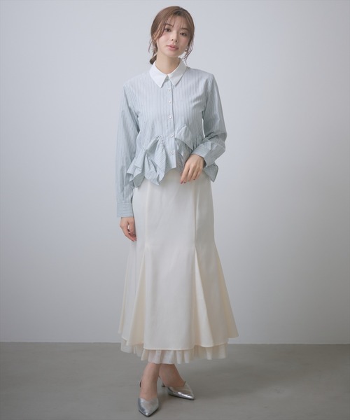 AND COUTURE(アンドクチュール)の「デザインヘムビジューストライプブラウス(シャツ/ブラウス・レディース・ブルー/グリーン/ホワイト・FREE)」の16枚目の写真